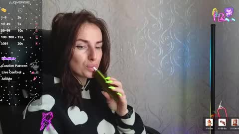 Snapshot of adrihanna chatting on May 2026 06:19:02 AM Adriana online show from May 2026 06:19:02 AM