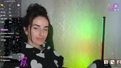 Snapshot of adrihanna chatting on May 2026 04:24:02 PM Adriana online show from May 2026 04:24:02 PM