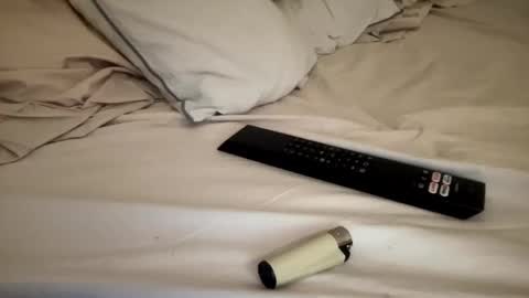 adriiiii online show from December 2024 05:43:01 PM