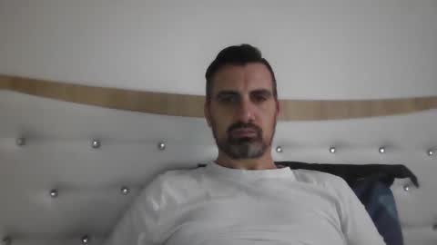 Adrian online show from January 2026 12:53:02 PM