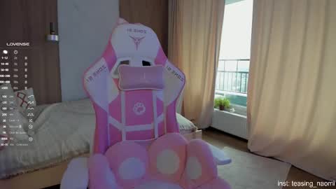 Naomi My instagram account - teasing naomi online show from October 2025 04:36:01 AM