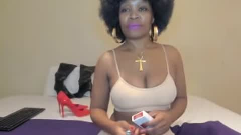 Snapshot of aficangagqueen chatting on June 2026 02:38:01 AM AfricanSquirtQueen online show from June 2026 02:38:01 AM