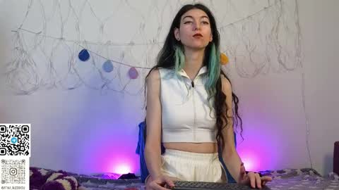 Afina online show from May 2026 01:12:01 AM