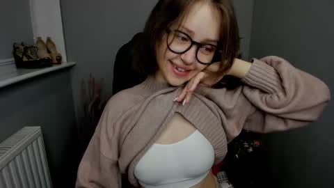 Afina online show from December 2024 07:22:01 AM