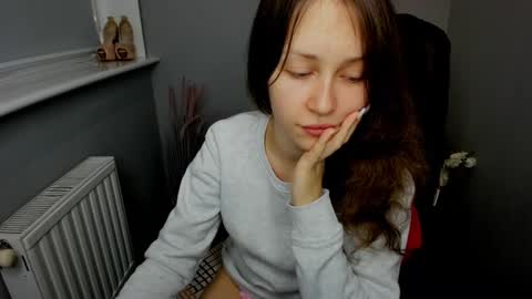 Afina online show from February 2025 11:22:02 AM