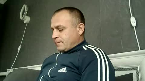 Sasha online show from October 2025 07:52:01 AM