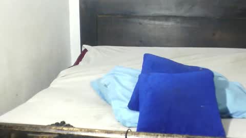 Mia  Friends online show from March 2026 11:45:02 AM