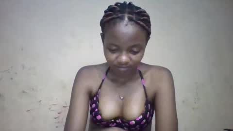 Snapshot of african_beuty20 chatting on April 2026 05:19:01 AM Wendy online show from April 2026 05:19:01 AM