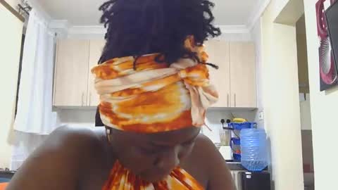 african_sluttygal online show from February 2026 11:10:01 PM
