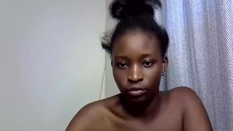 Snapshot of africanuh chatting on April 2026 05:19:02 AM Africanuh online show from April 2026 05:19:02 AM
