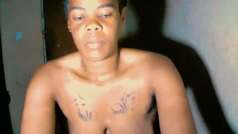 Snapshot of afrikanbonnienclyde chatting on March 2025 12:31:01 AM Nikky Love online show from March 2025 12:31:01 AM