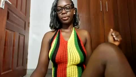 Leah online show from April 2026 12:32:01 AM