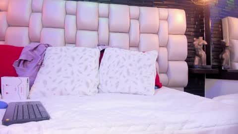 Afrodita  online show from April 2026 05:45:02 AM