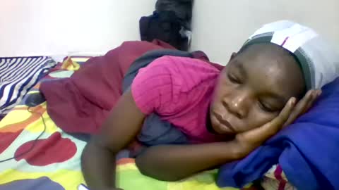 Snapshot of afronubians_ chatting on January 2025 05:09:01 AM pink and josphen online show from January 2025 05:09:01 AM