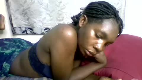 Snapshot of afronubians_ chatting on February 2025 06:31:02 PM pink and josphen online show from February 2025 06:31:02 PM