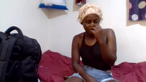Snapshot of afronubians_ chatting on August 2026 06:07:02 AM pink and josphen online show from August 2026 06:07:02 AM