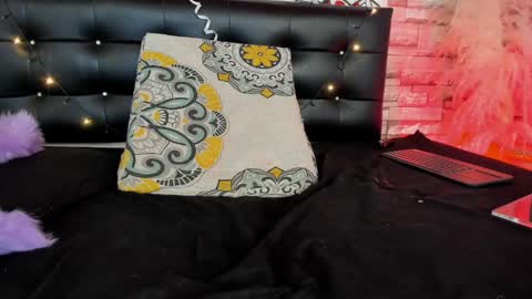 agata__rose online show from February 2025 11:23:02 AM