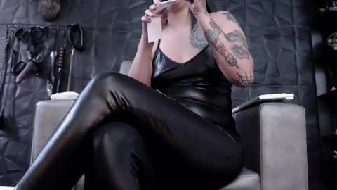 Snapshot of agata_darkness chatting on February 2025 04:52:01 PM Miss Agata online show from February 2025 04:52:01 PM