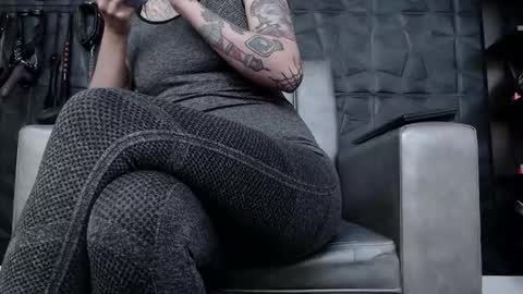 Snapshot of agata_darkness chatting on January 2026 10:58:02 PM Miss Agata online show from January 2026 10:58:02 PM