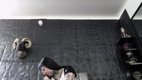 Snapshot of agata_darkness chatting on May 2026 02:57:02 PM Miss Agata online show from May 2026 02:57:02 PM