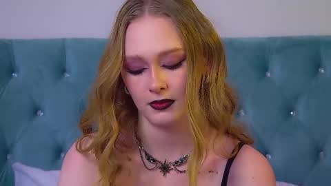 Snapshot of agatafoxley chatting on February 2026 06:17:01 AM AgataFoxley online show from February 2026 06:17:01 AM