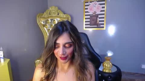 Snapshot of agatha_brooks_t chatting on January 2026 12:32:02 PM AGATHA online show from January 2026 12:32:02 PM