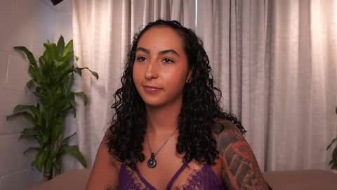 Snapshot of agatha_collinss chatting on June 2026 07:05:01 PM Val inst agatha clls online show from June 2026 07:05:01 PM