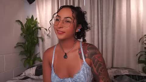 Snapshot of agatha_collinss chatting on June 2026 09:17:02 PM Val inst agatha clls online show from June 2026 09:17:02 PM