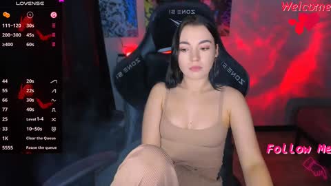 Snapshot of agatha_richter chatting on December 2024 03:45:02 AM Agatha online show from December 2024 03:45:02 AM