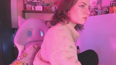 Snapshot of agathaa_ks_ chatting on December 2024 04:20:01 AM Camila 2 online show from December 2024 04:20:01 AM