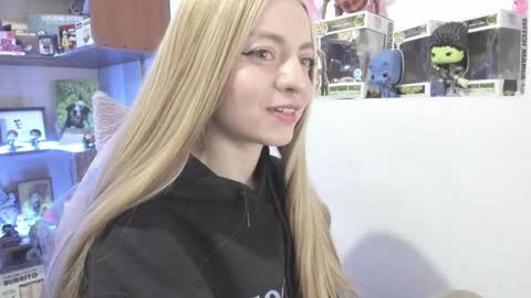 Snapshot of agathaa_ks_ chatting on January 2025 08:16:01 PM Camila 2 online show from January 2025 08:16:01 PM