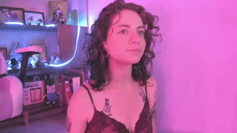 Snapshot of agathaa_ks_ chatting on January 2025 01:10:01 AM Camila 2 online show from January 2025 01:10:01 AM