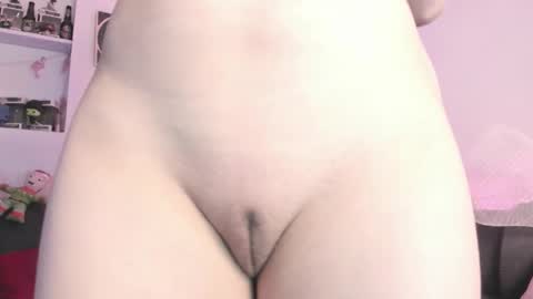 Camila     2 online show from December 2025 11:45:01 PM