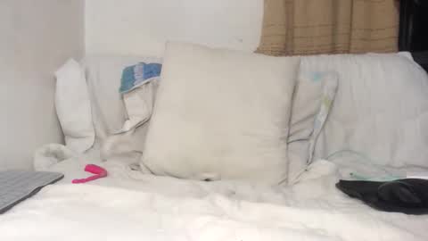      online show from September 2025 02:08:01 PM