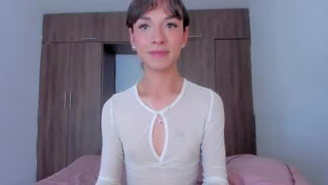 Snapshot of agathauwuart chatting on July 2026 04:40:01 AM Agatha online show from July 2026 04:40:01 AM