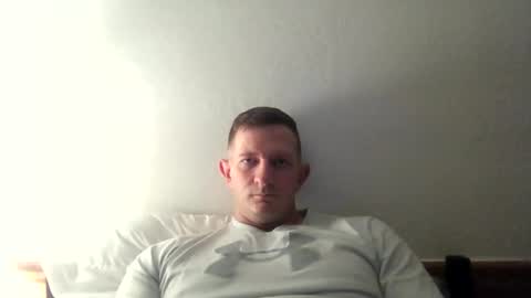 Snapshot of agg3131 chatting on March 2026 01:19:01 AM Andrew G online show from March 2026 01:19:01 AM