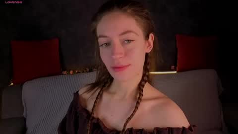 Snapshot of agnes_wells chatting on May 2026 03:01:01 AM agnes wells online show from May 2026 03:01:01 AM