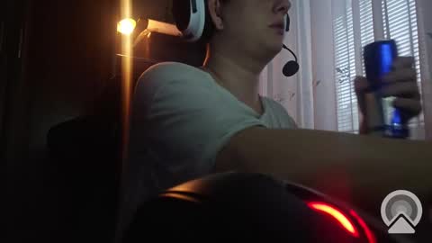 Snapshot of agnesmax chatting on December 2024 06:01:01 AM Agn online show from December 2024 06:01:01 AM