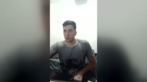 Snapshot of agustinnrod chatting on July 2026 03:29:01 PM agustinnrod online show from July 2026 03:29:01 PM
