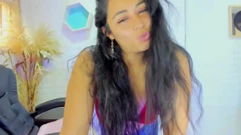 Snapshot of ahisha09 chatting on March 2025 04:28:02 PM Ahisha online show from March 2025 04:28:02 PM