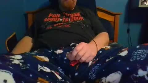 Snapshot of ahrnycumtoy chatting on January 2025 05:37:02 AM hrnycummer online show from January 2025 05:37:02 AM