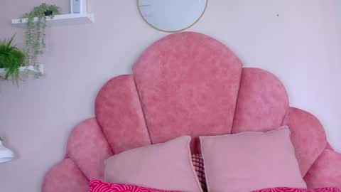 AHSLY online show from April 2026 03:14:01 PM
