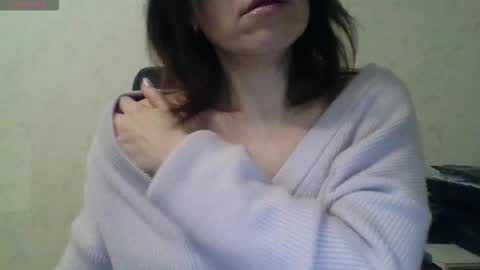 Snapshot of ahtena chatting on February 2026 02:44:01 AM Ahtena online show from February 2026 02:44:01 AM