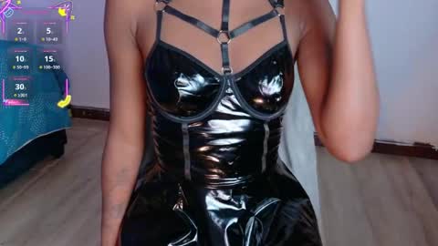 Ahvi Ebony online show from November 2025 11:53:01 AM