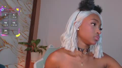 Ahvi Ebony online show from May 2026 01:32:02 PM