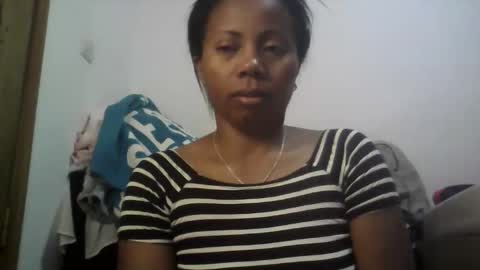 Aicha boobs online show from October 2025 01:09:01 AM