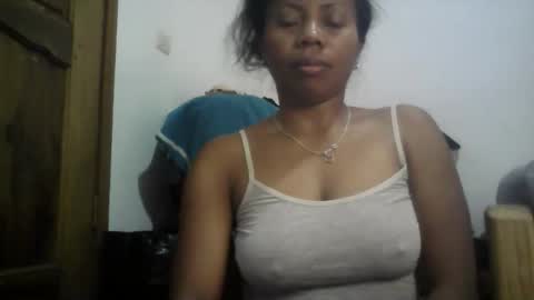 Aicha boobs online show from November 2025 12:49:02 AM