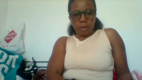 Aicha boobs online show from June 2026 07:44:02 AM