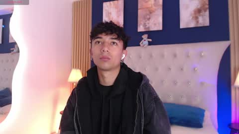 Snapshot of aiden_rivers_ chatting on April 2026 01:06:02 PM Aiden online show from April 2026 01:06:02 PM