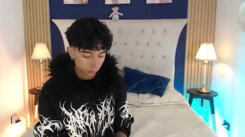 Snapshot of aiden_rivers_ chatting on July 2026 01:13:02 PM Aiden online show from July 2026 01:13:02 PM